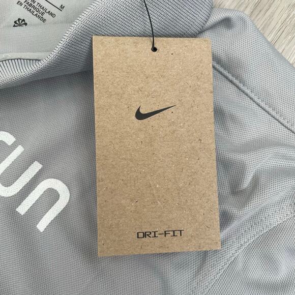 Nike RUN Polo Shirt Men’s Size Medium Gray NWT - Picture 8 of 11